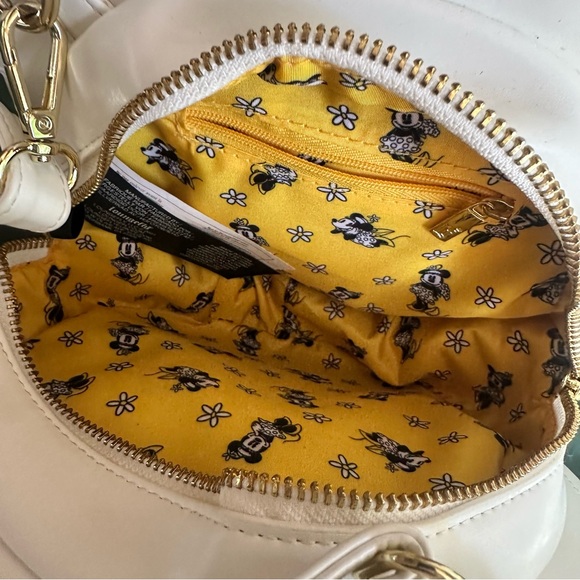 Loungefly Disney Minnie Mouse Daisy Crossbody - Picture 3 of 13